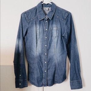 GUESS Long-Sleeve Denim Shirt